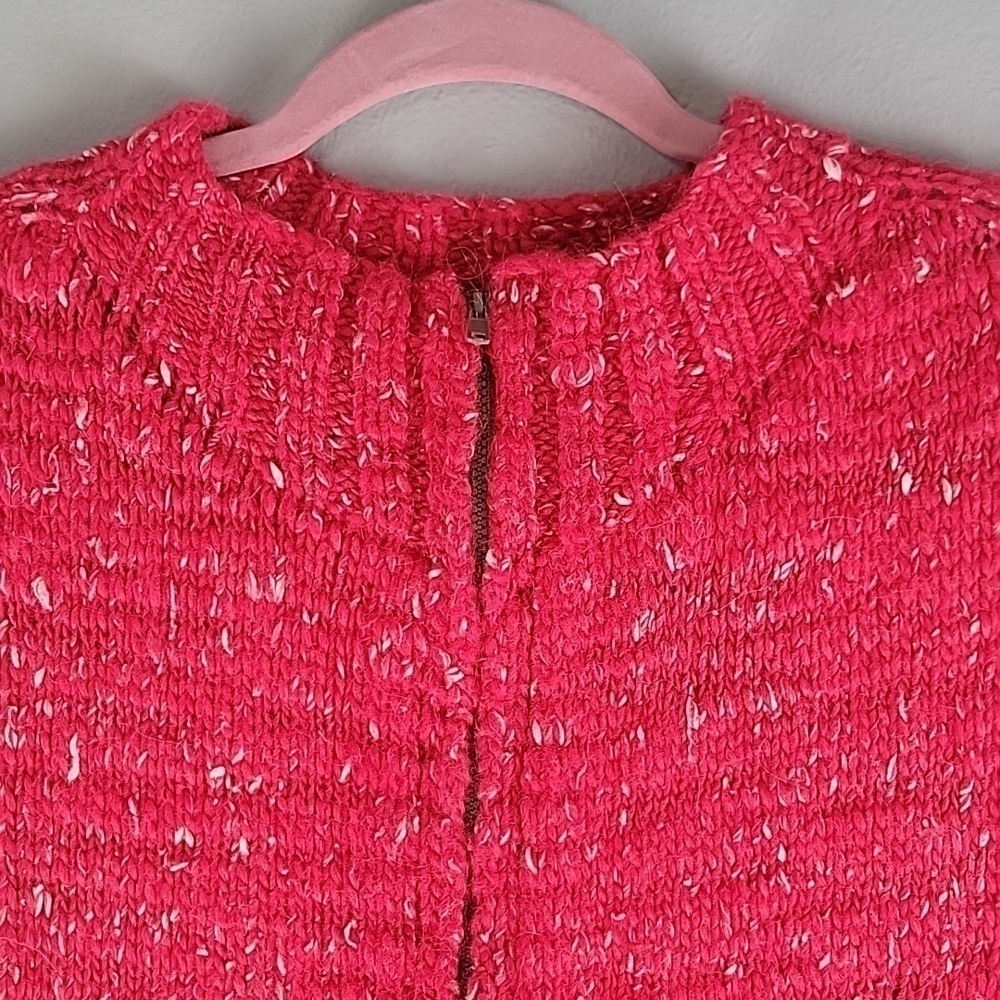 Colorblock Knit Vest with mock neck - Picture 2 of 6